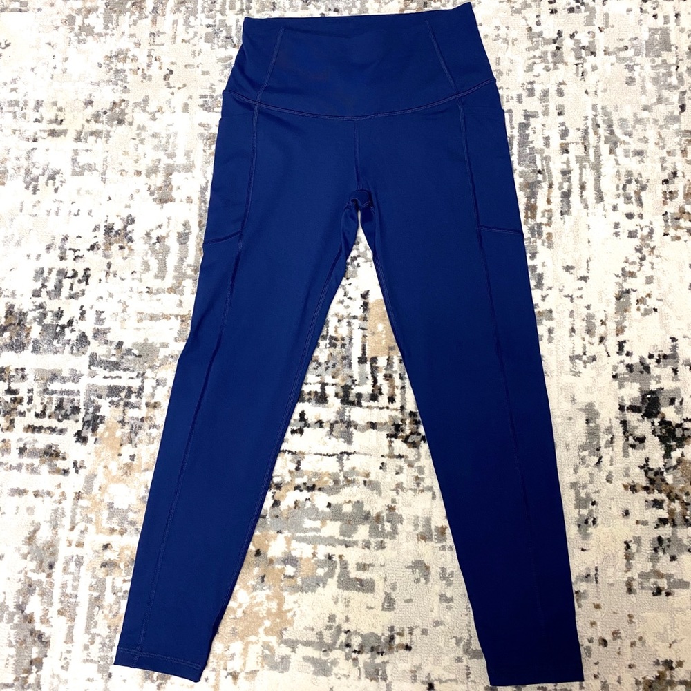 Victoria’s Secret Knockout leggings tight